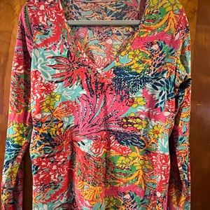 Lilly Pulitzer long sleeve size large like new